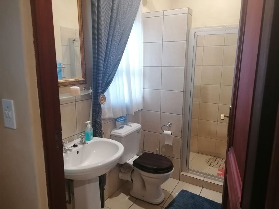 5 Bedroom Property for Sale in Doringkruin North West